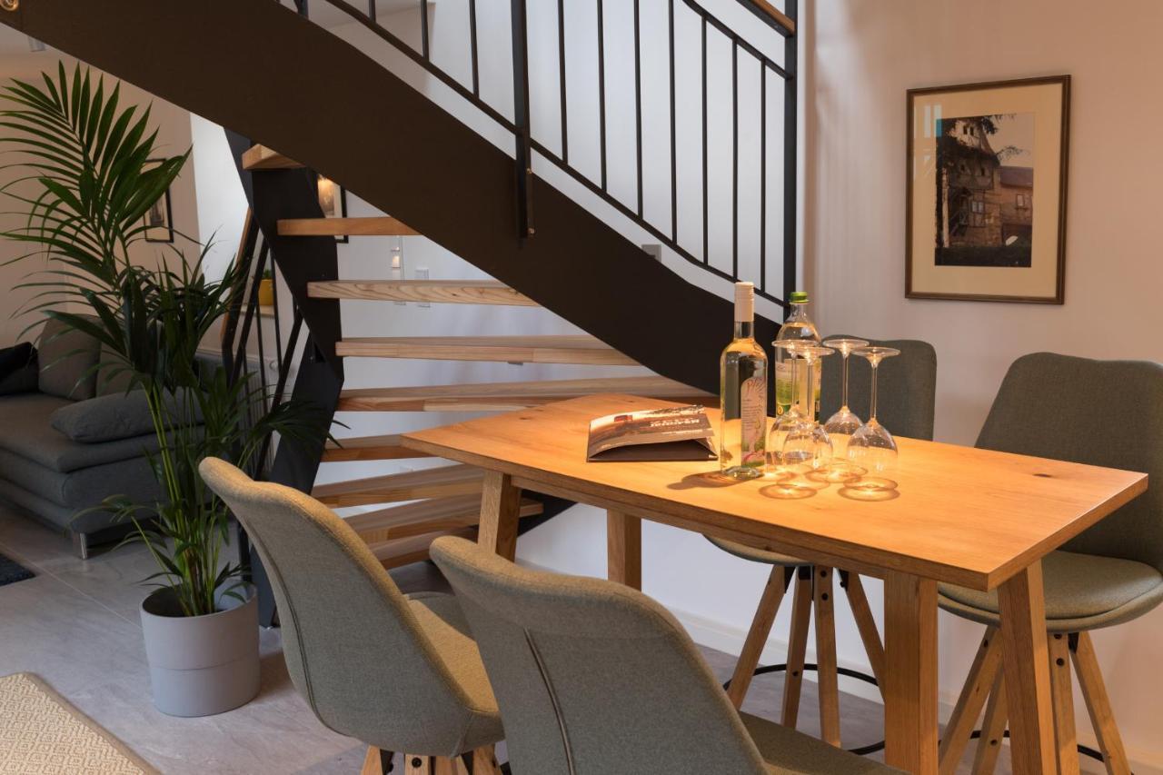 Wenkheimer Hof Ferienwohnung Ипхофен Екстериор снимка