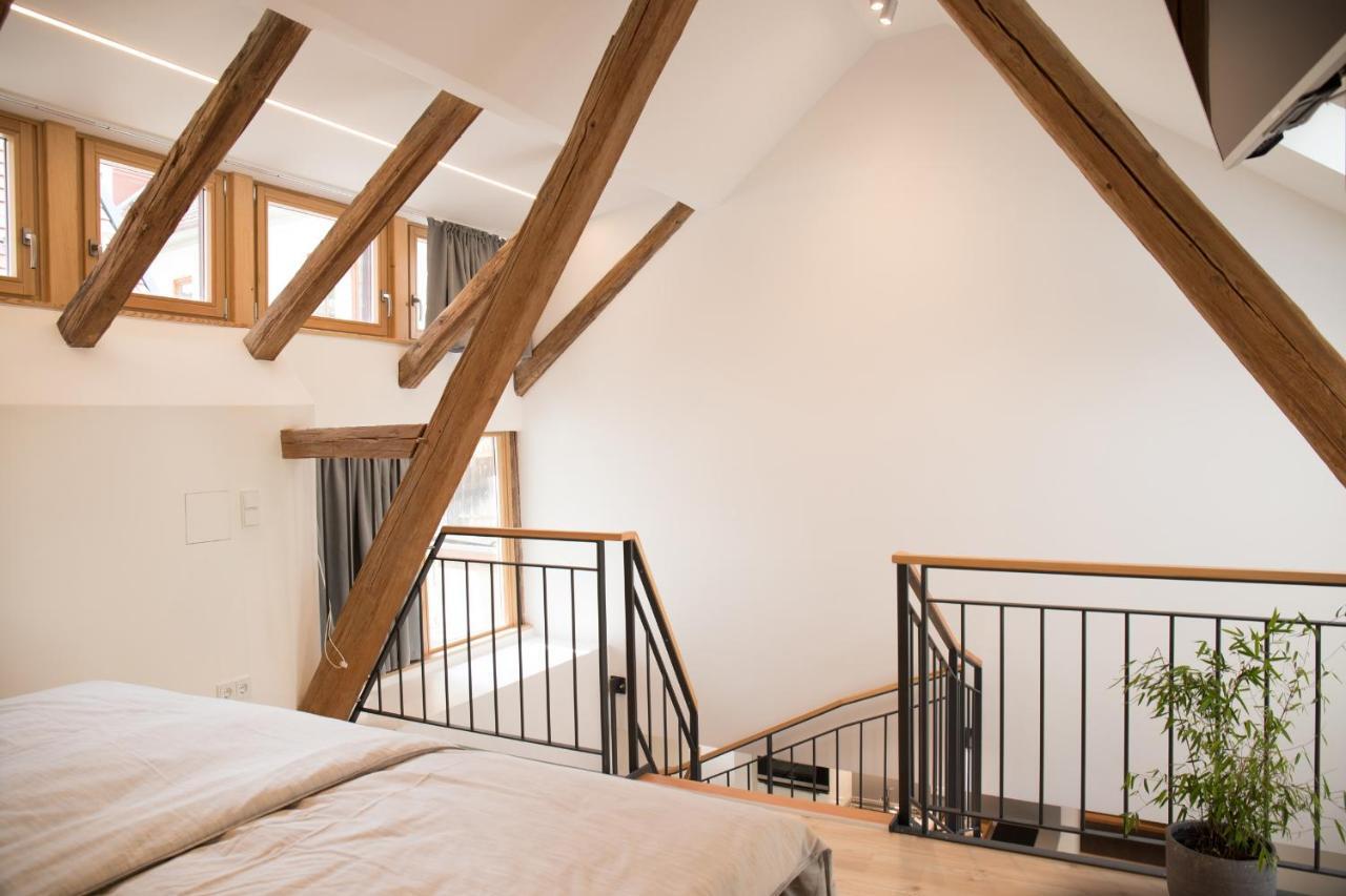 Wenkheimer Hof Ferienwohnung Ипхофен Екстериор снимка