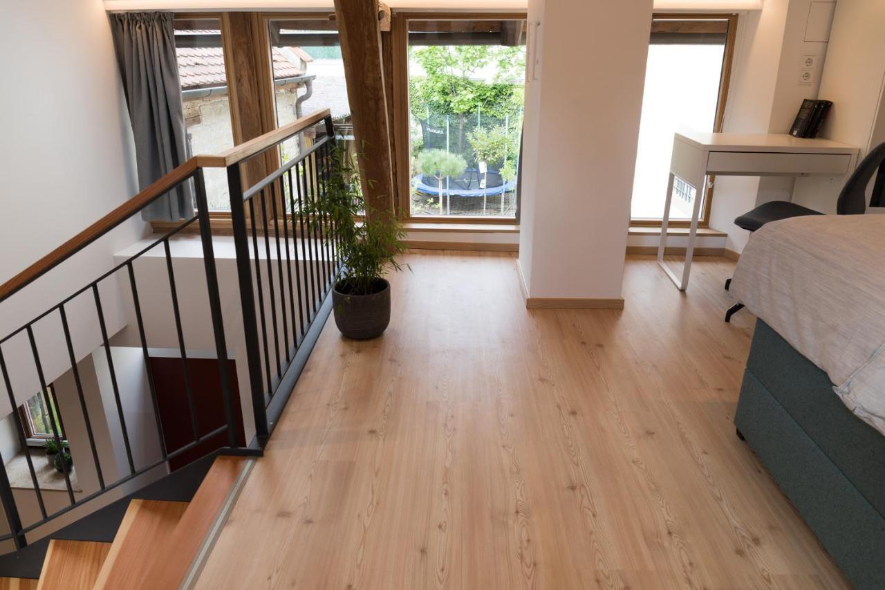 Wenkheimer Hof Ferienwohnung Ипхофен Екстериор снимка