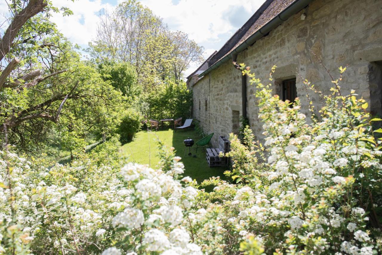 Wenkheimer Hof Ferienwohnung Ипхофен Екстериор снимка